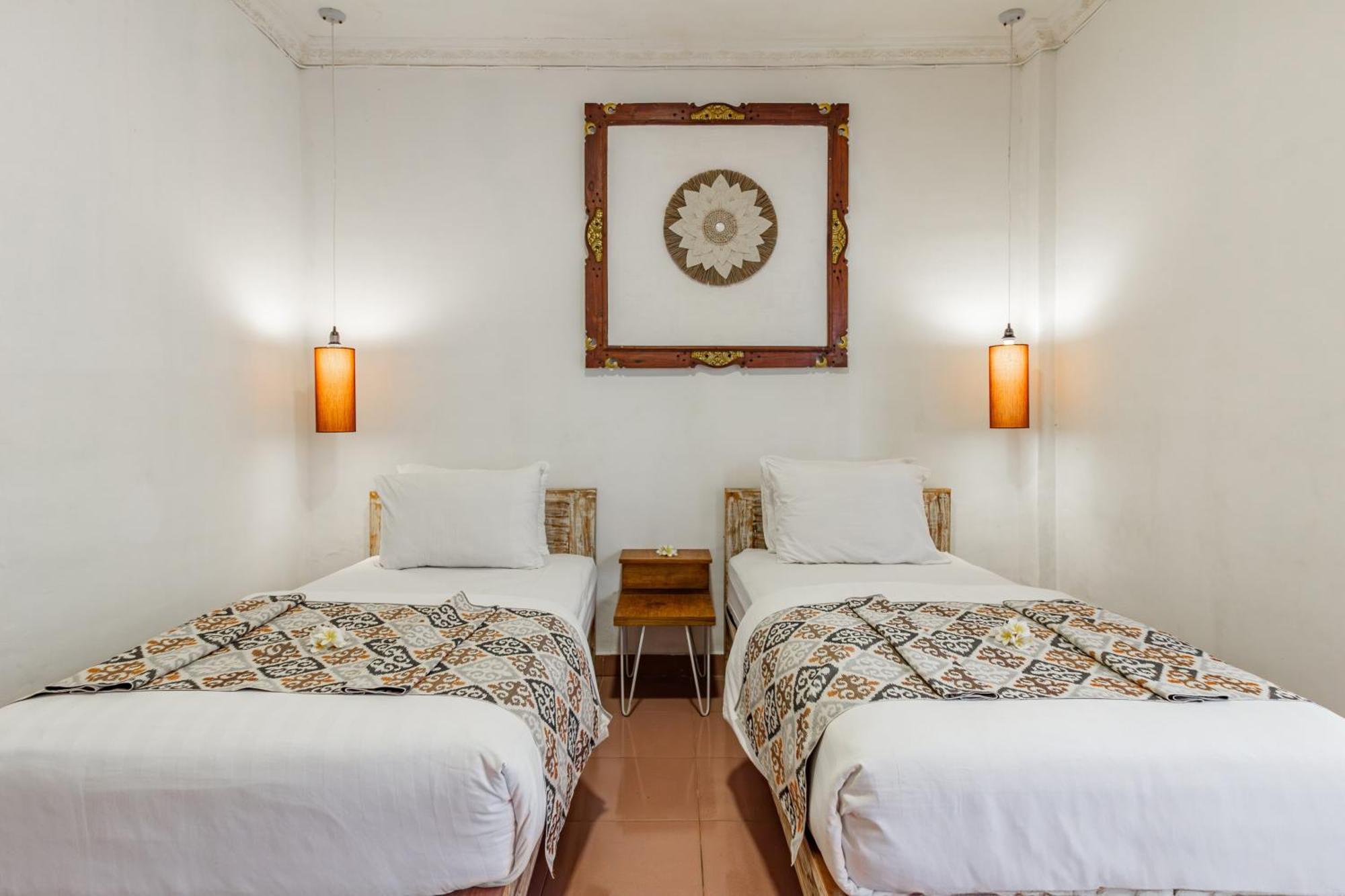 ג'ימבאראן Capital O 93944 Geweka Homestay מראה חיצוני תמונה