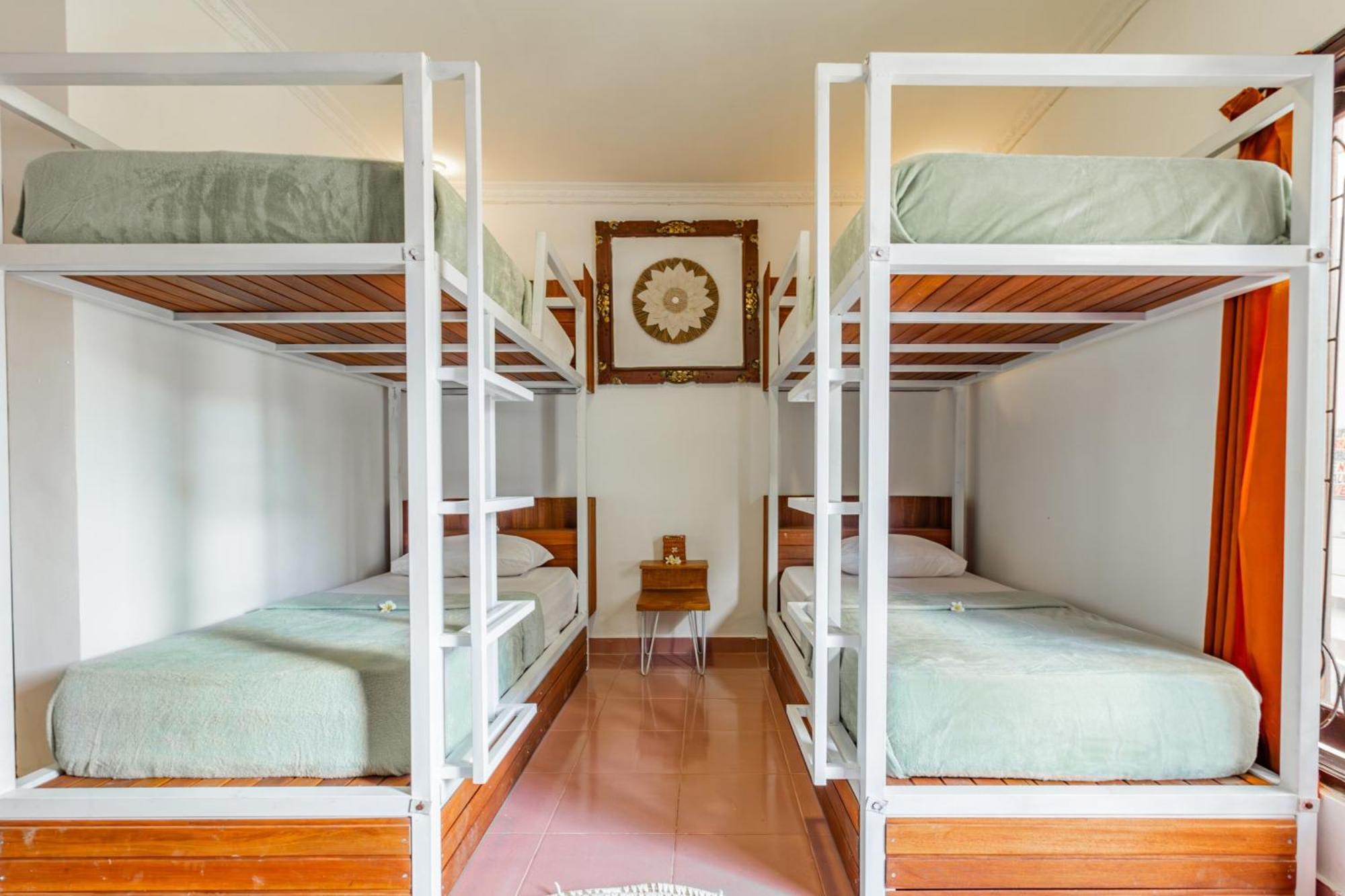 ג'ימבאראן Capital O 93944 Geweka Homestay מראה חיצוני תמונה