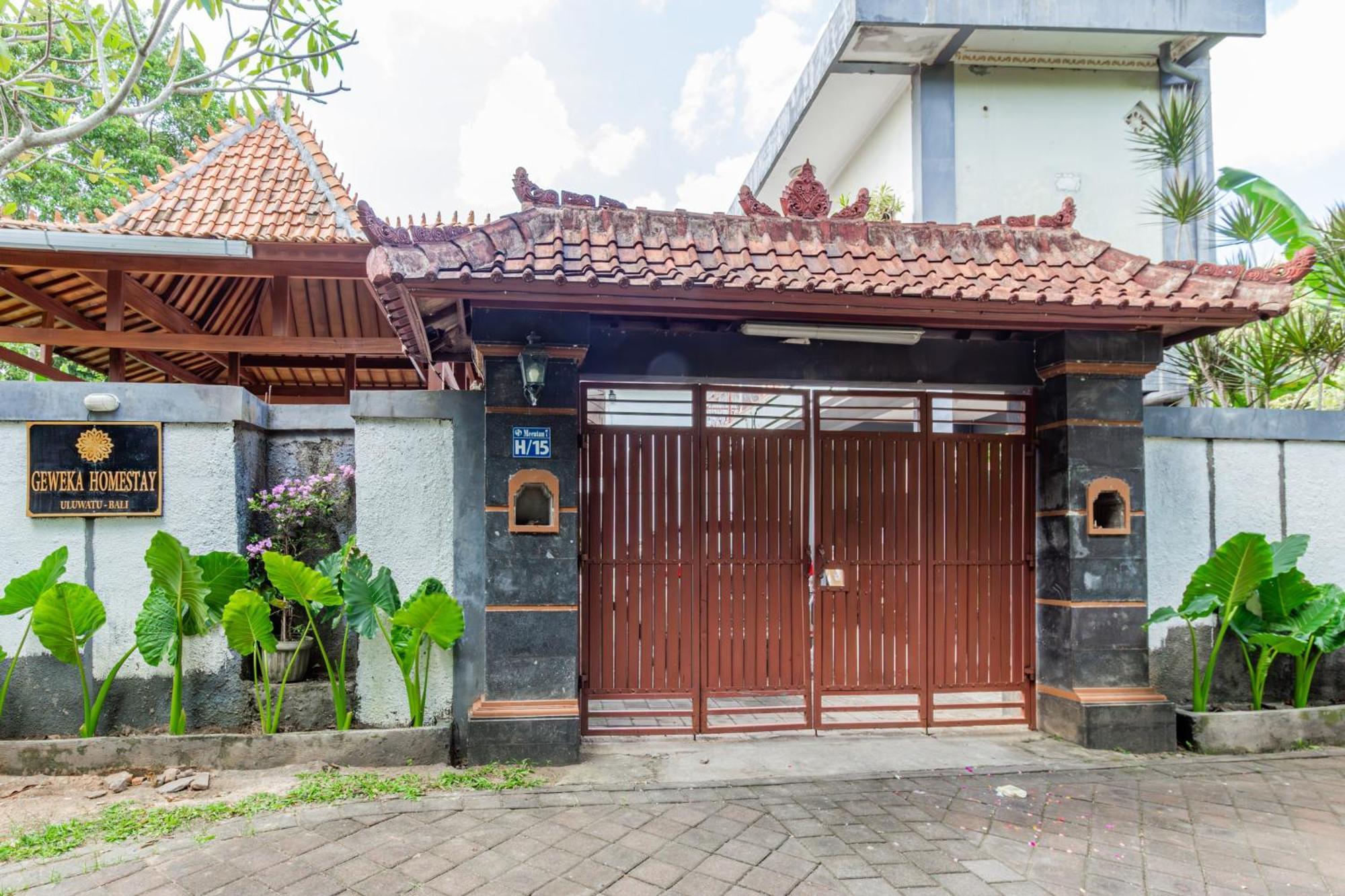 ג'ימבאראן Capital O 93944 Geweka Homestay מראה חיצוני תמונה